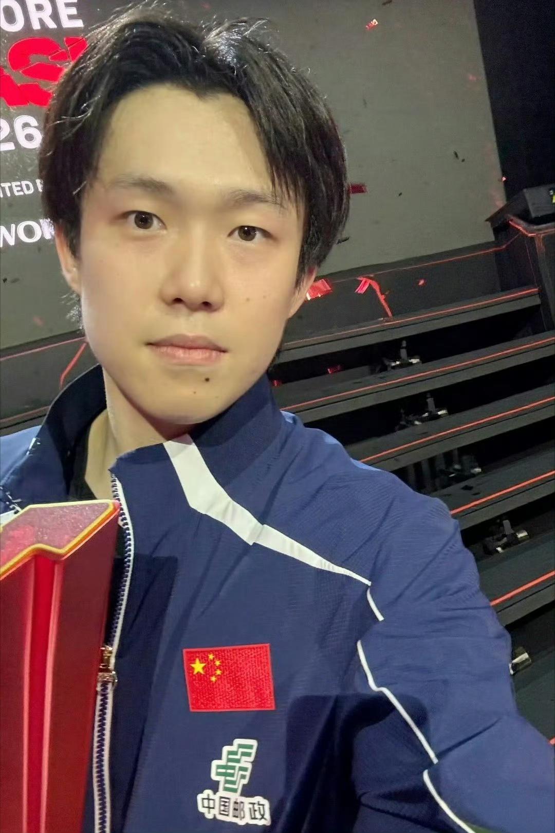 王楚钦4-0横扫夺冠，新加坡大满贯尽显王者风范！

在新加坡大满贯的赛场上，王楚