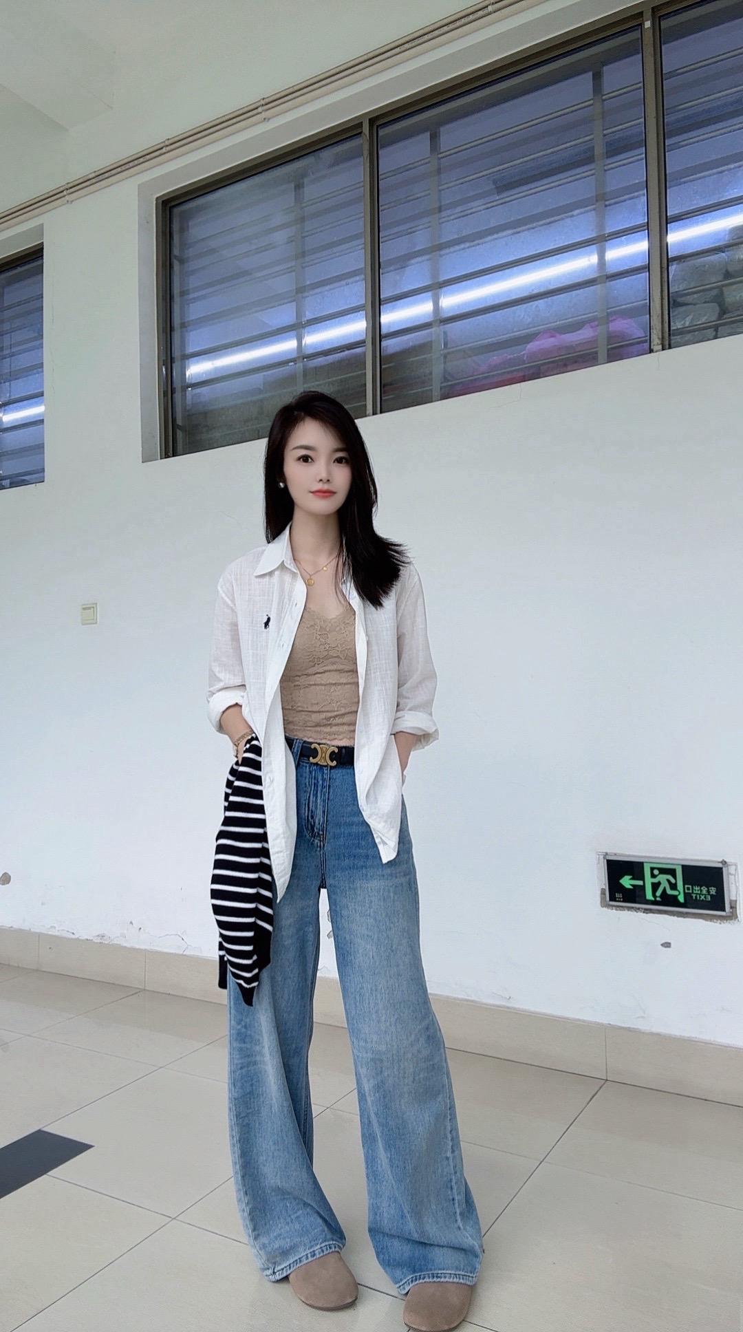 傻的差不多了，接下来该用脑子生活了，毕竟吃一堑，就要长一智，毕竟这个世...