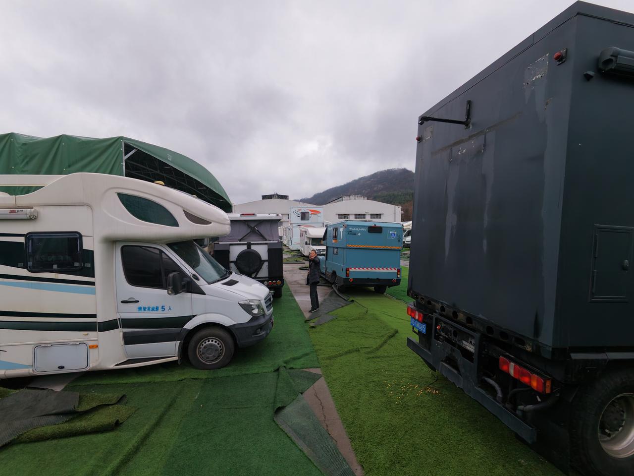 真心劝60岁退休老人，千万别玩房车！真的会上瘾，再也回不去
 
我强烈建议，60