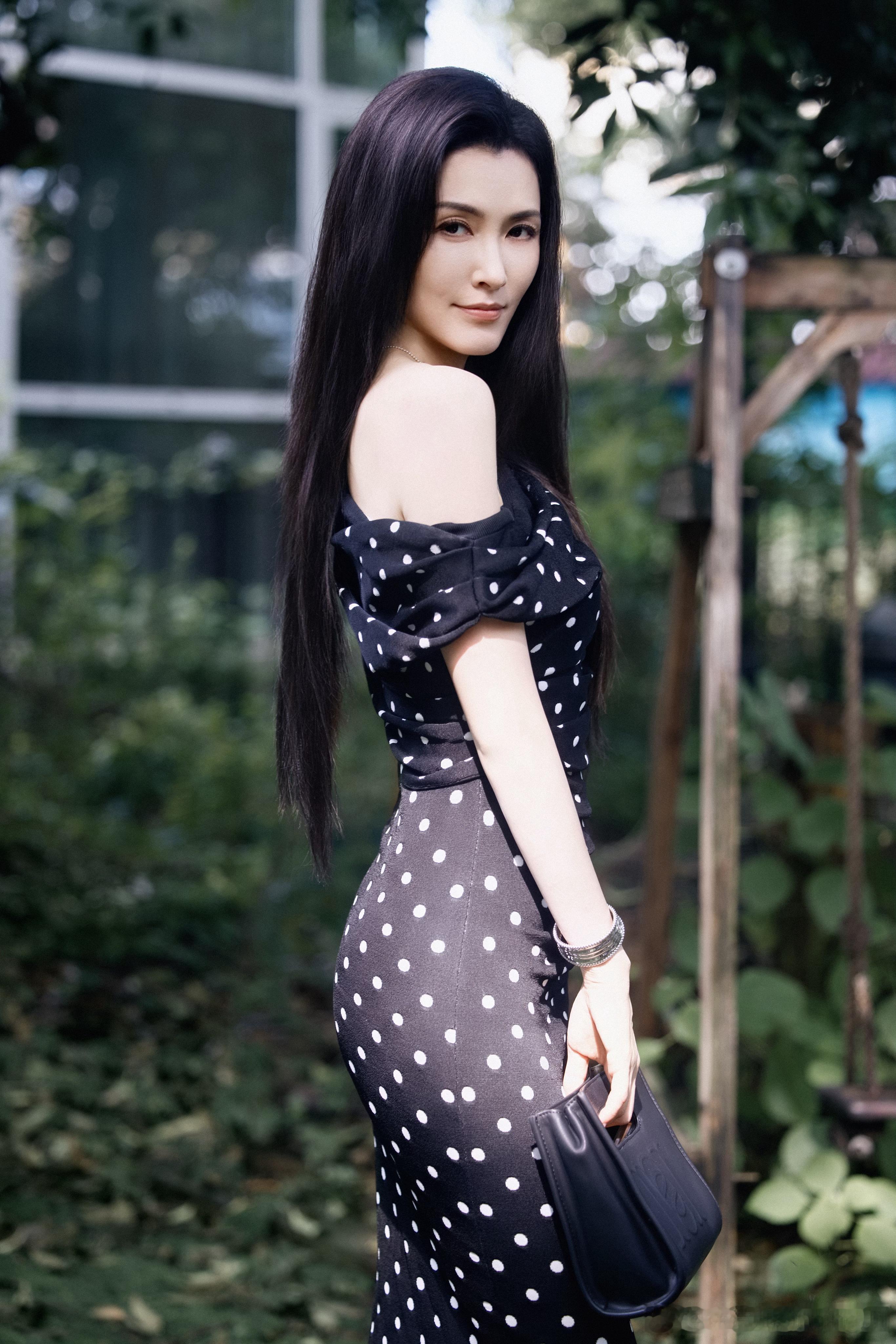 洁嬷来袭🥵 