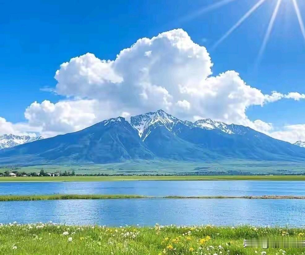 人生无非两件事
做事和交际

和错误的事较劲
浪费时间
和错误的人纠缠
透支自己