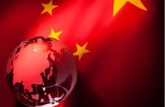 真是太反常，美国，法国，日本等西方国家惊奇发现，中国已经成为了全球的焦点，中国制