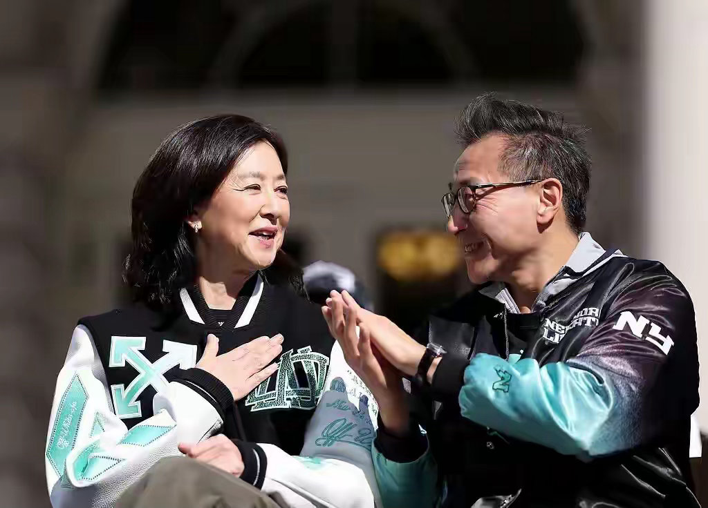 蔡崇信何以分手快乐蔡崇信夫妇官宣结束近30年婚姻，股权不动、老板照当、儿女接棒，