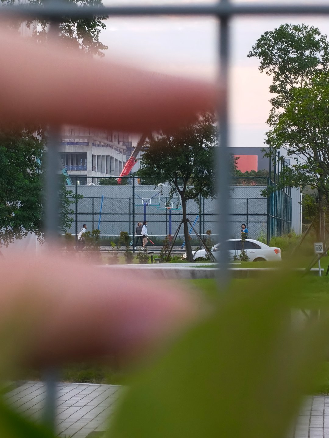北京小姐拍完戏要回北京了江苏小姐留在江苏继续生活至此我们再见面就需要江苏小姐很多