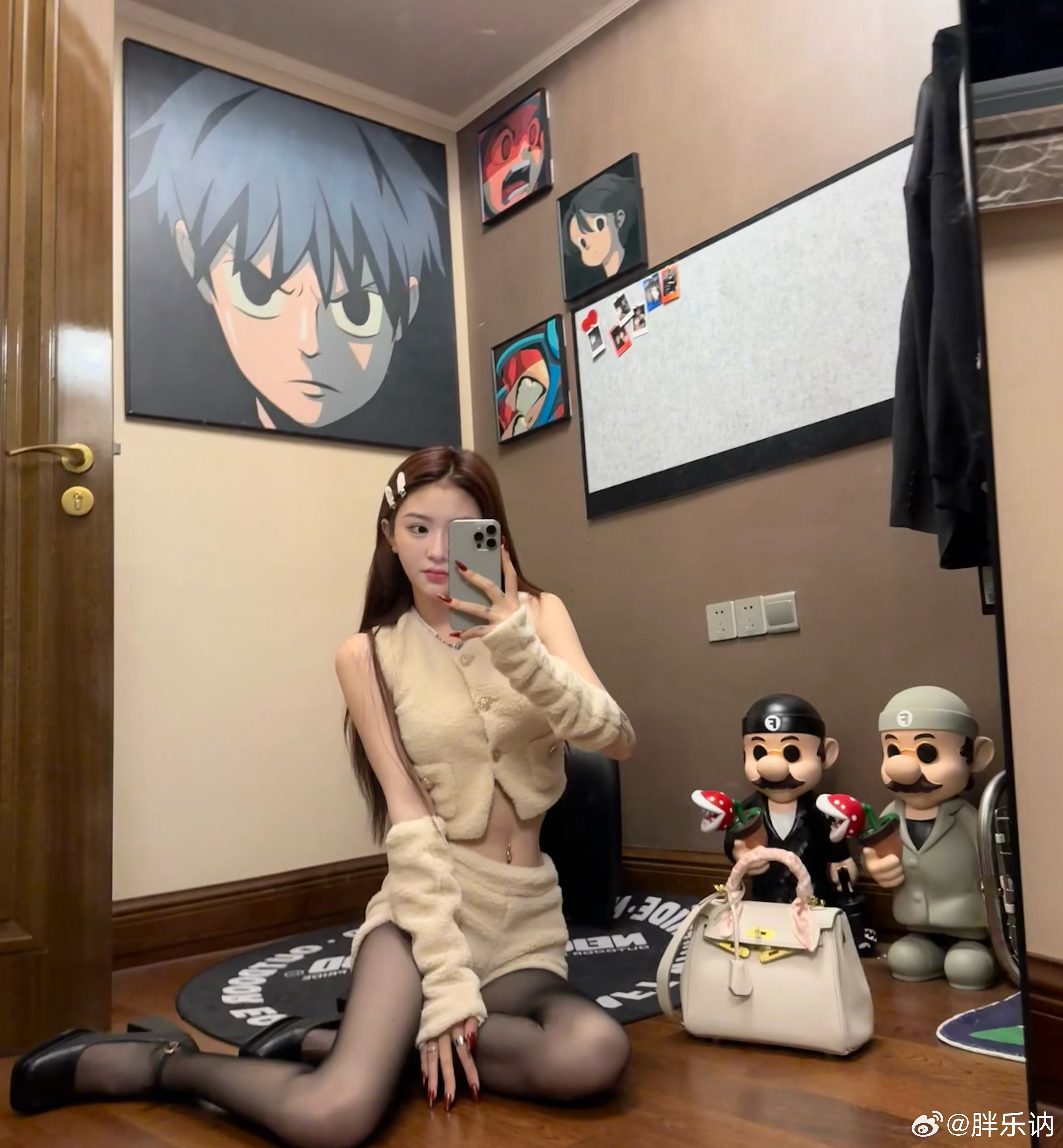 好看的女生相互欣赏 低级的猪精说三道四. ​​​