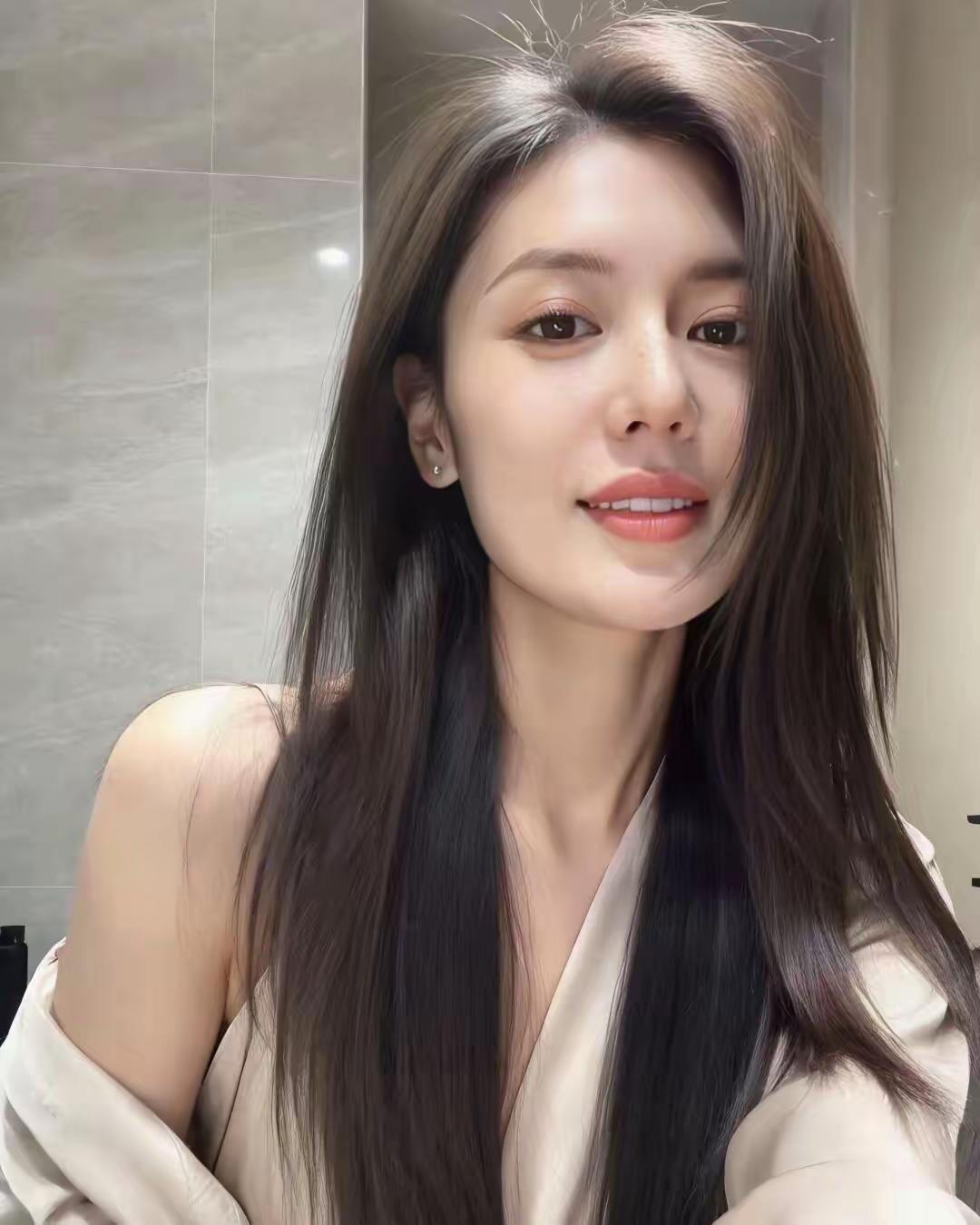 贪官那点“小心思，没用
 
纪检的同志在讲廉政课的的侯说，贪官被查时那心态，基本