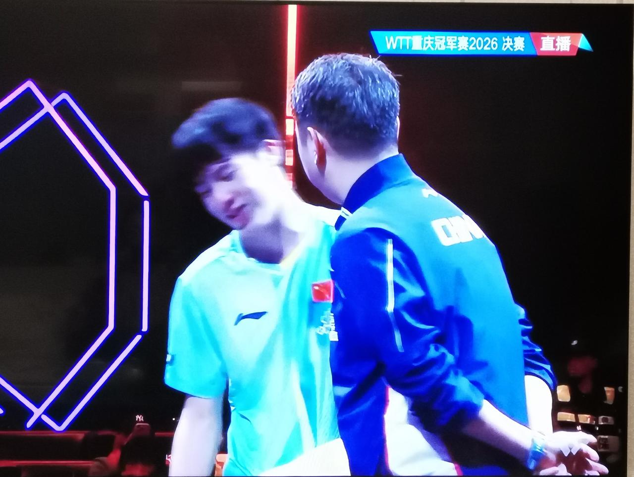 虽败犹荣！
重庆WTT冠军赛，
虽未能为国乒男队夺冠，
温瑞搏却创了个人纪录。