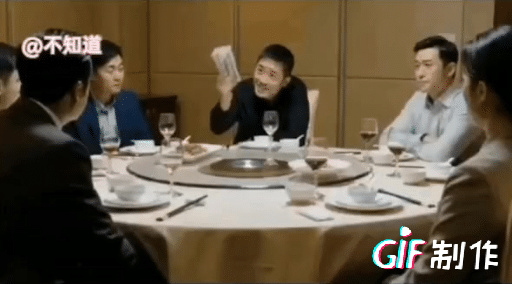 这两个挣钱，哪个🈶尊严，哪个您会干？[灵光一闪]