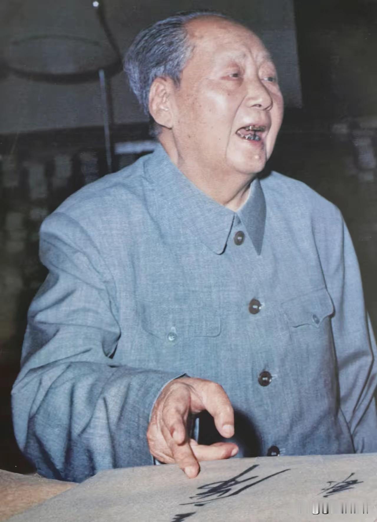 毛主席一生为公，两袖清风[祈祷]