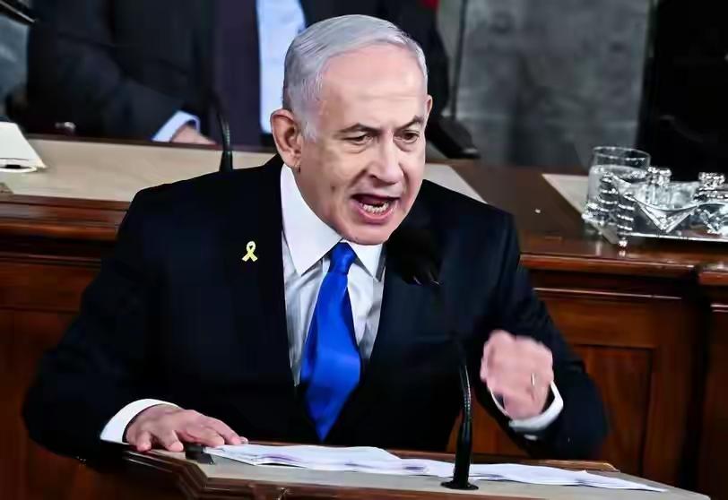 50架战机10分钟倾泻160枚炸弹！以军"永恒黑暗"血洗黎巴嫩，89死722伤