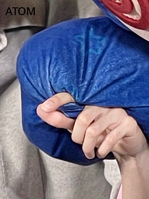 大手牵小手 ​​​