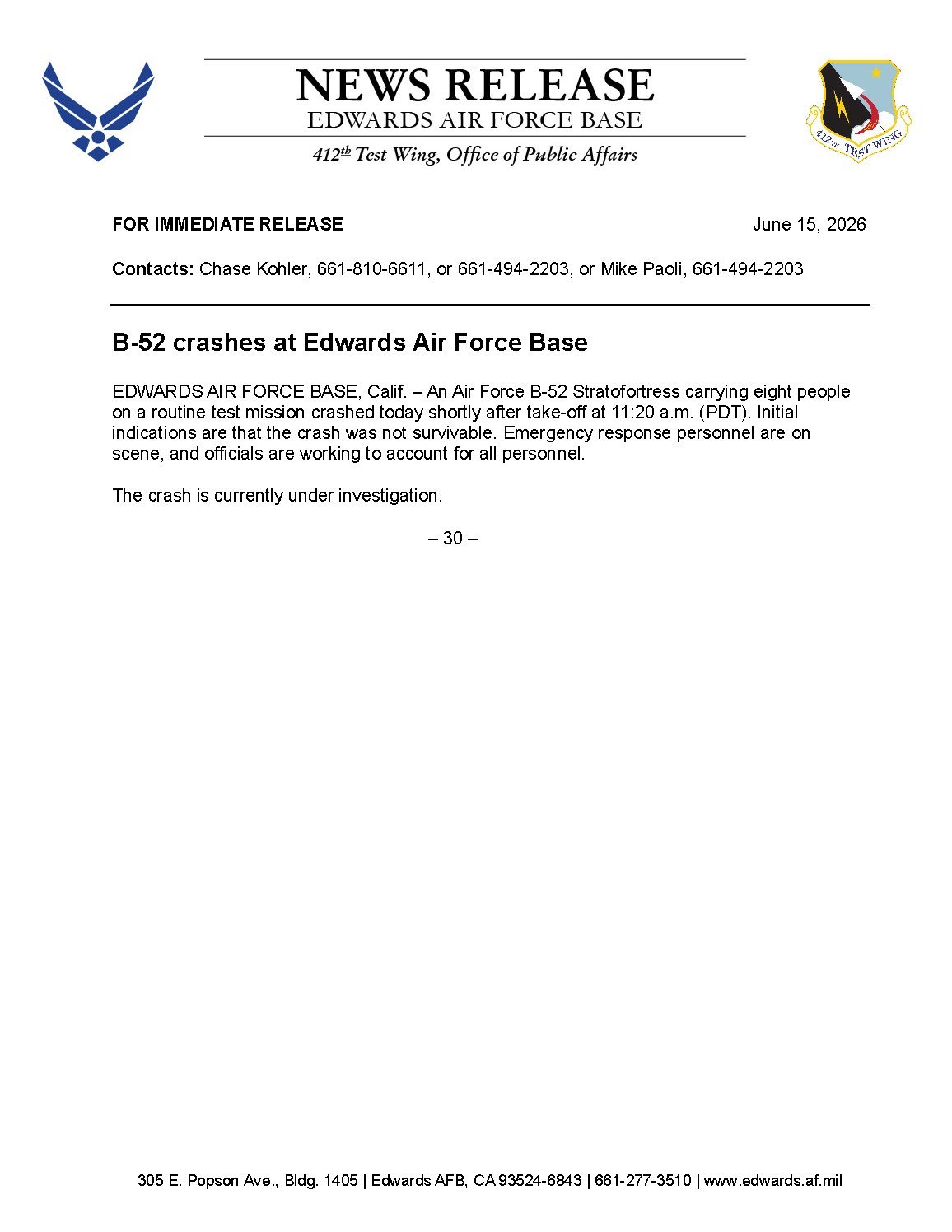 B-52H 的8名机组人员全部死亡 