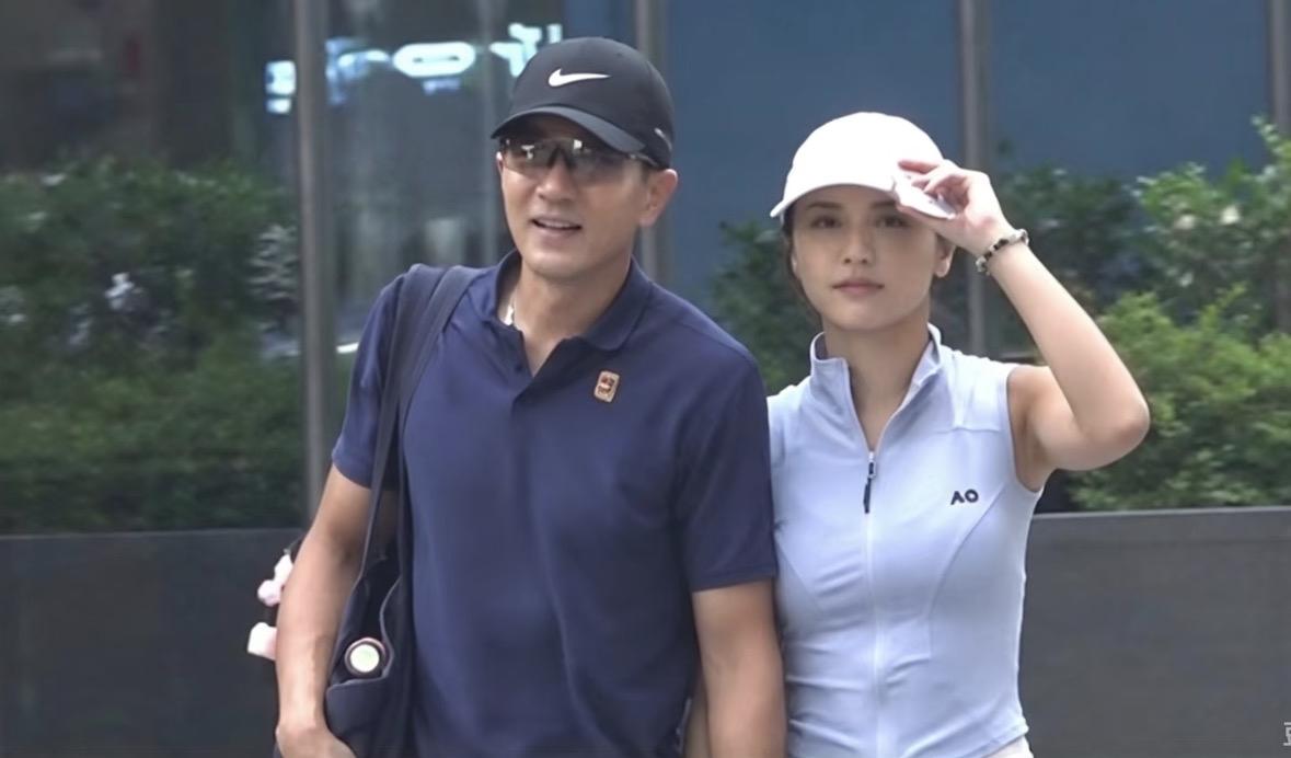 刘恺威50➕又开启新恋情💘女方比他小20岁！！
从杨幂到李晓峰，再到现在这位一