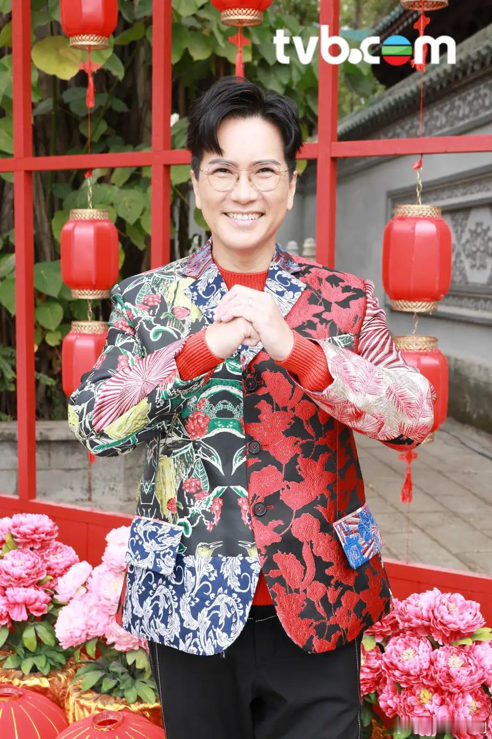 丙午年吉星高照年初一｜汪明荃區永權領銜主持新春賀歲節目 許濤為舞獅點睛距離農曆新