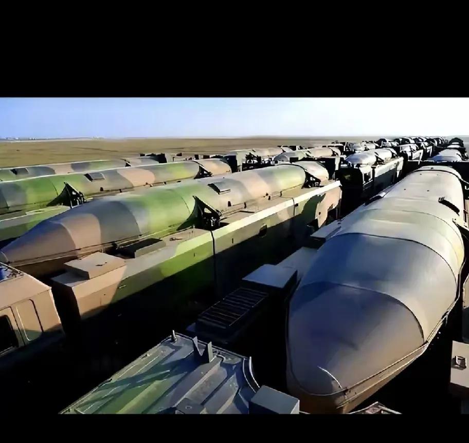 东风-27亮相太炸了！五角大楼急得跳脚，这可是人类首款反舰洲际高超音速导弹，直接