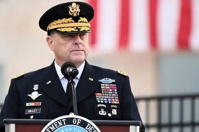 既然美国摊牌了，我们也没必要装糊涂！美军高官马克・米利那番话，算是把窗户纸彻底捅