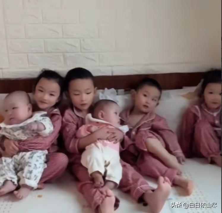 真敢生啊！辽宁鞍山，一名女子怀孕生子，结果她生了3次，每次都是双胞胎，现在家里6
