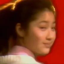 我们那个时候看得电视剧《十六岁的花季》，演员们真得就是十四、五岁的年纪，嫩得能出