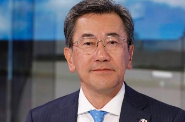 日本前驻澳大利亚大使山上信吾最近在接受德国《商报》等媒体采访时，抛出了一番耐人寻