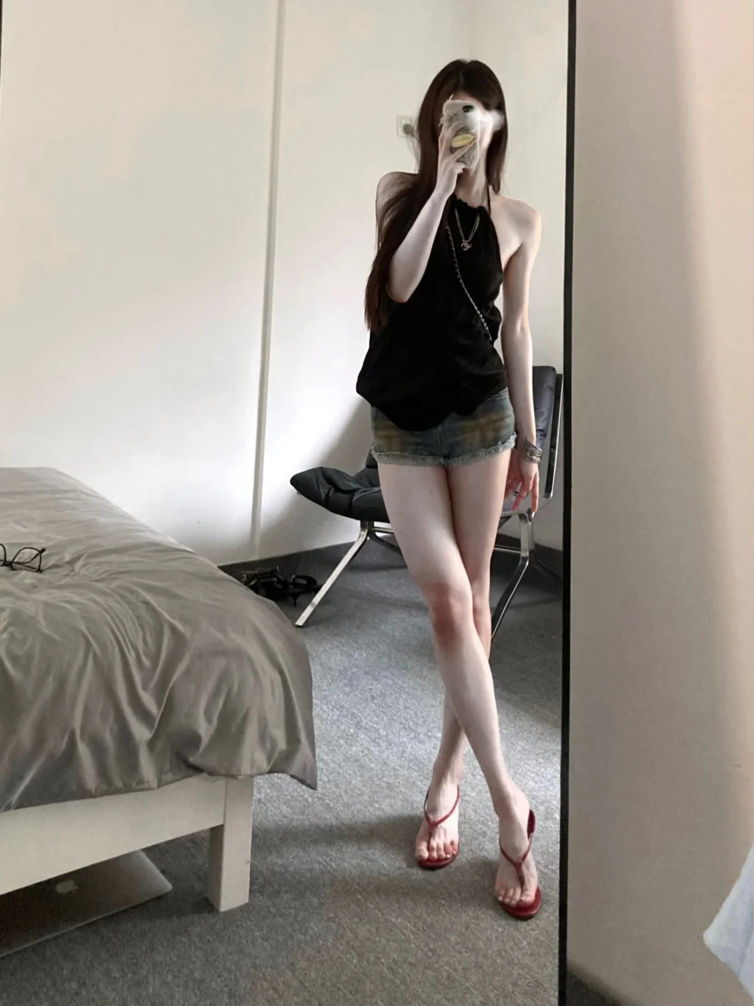 美女随意遛弯儿look🦋