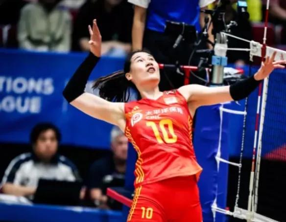 王云蕗喝凉水也塞牙

中国女排1:3不敌塞尔维亚，赛后王云蕗被网暴，无奈报警，上