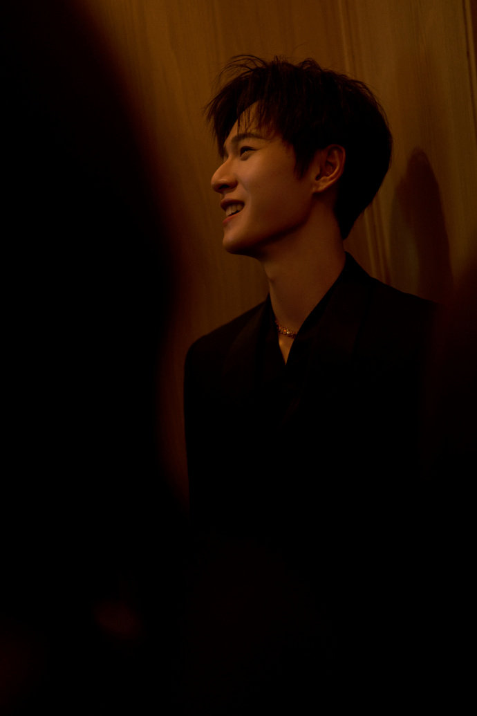 李昀锐的香槟时刻 李昀锐携福启程 李昀锐携福启程，李昀锐的香槟时刻， 优雅矜贵的