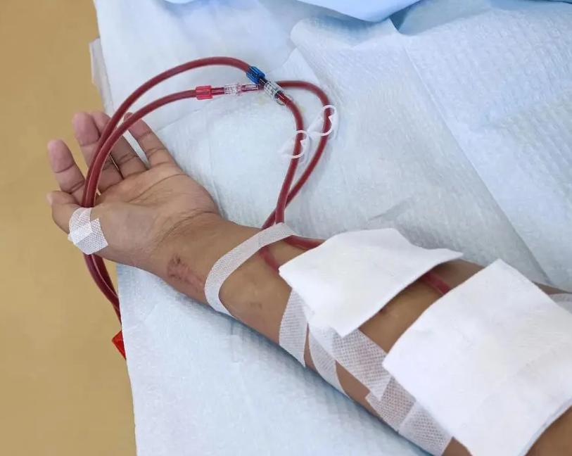 尿毒症就在身边！这道菜是罪魁祸首！3大伤肾行为，最好一个不沾

