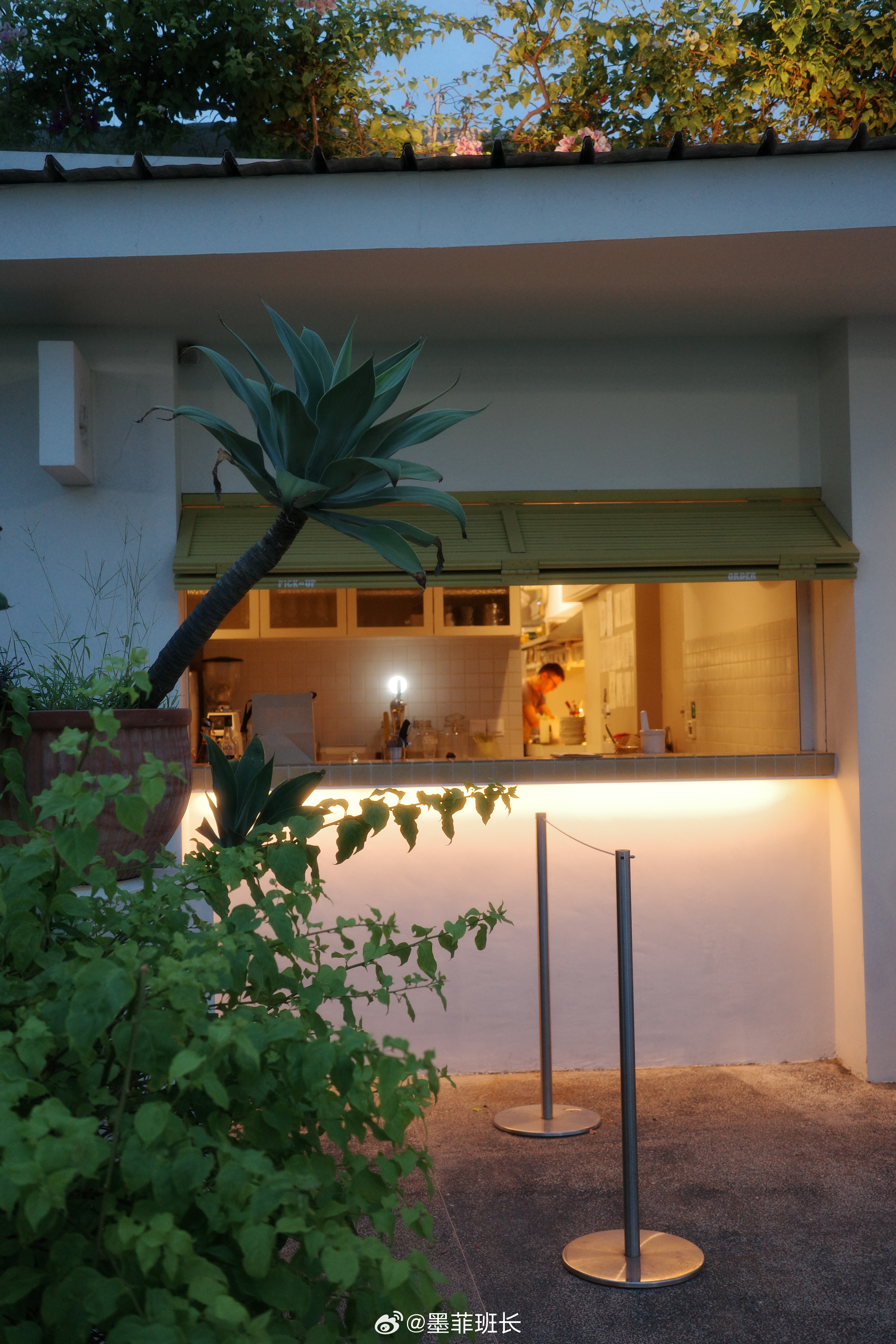 星星点灯的浪漫✨（疱疹快走开） 