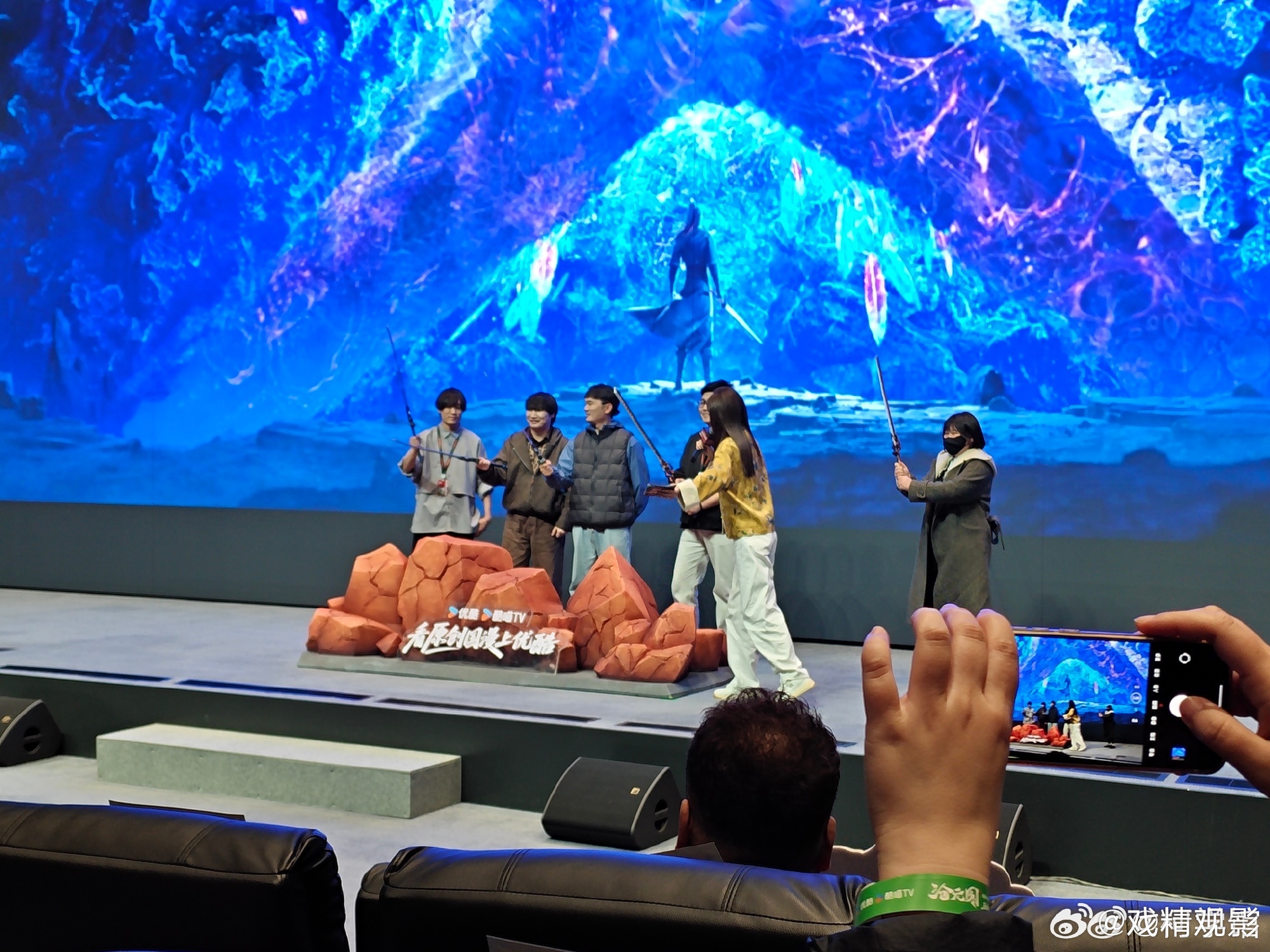 沧元图年番今日开播 刷到沧元图开播直接被击中，孟川化身川剧变脸大师，对外人冷酷放