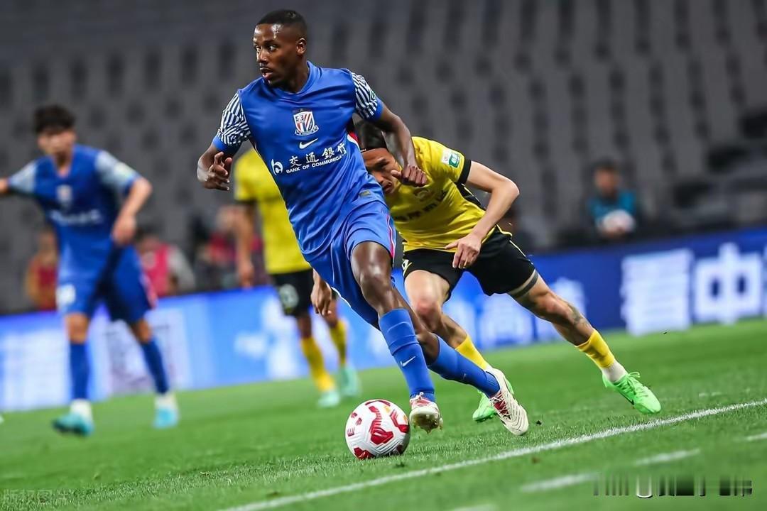 给申花6大外援打分，谁好谁坏一目了然
25赛季结束，申花再次遗憾错失冠军，外援不