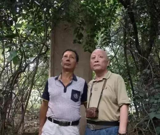 1979年，解放军战士何源海在对越反击战中不幸中弹牺牲，被追为一等功，没想到两年