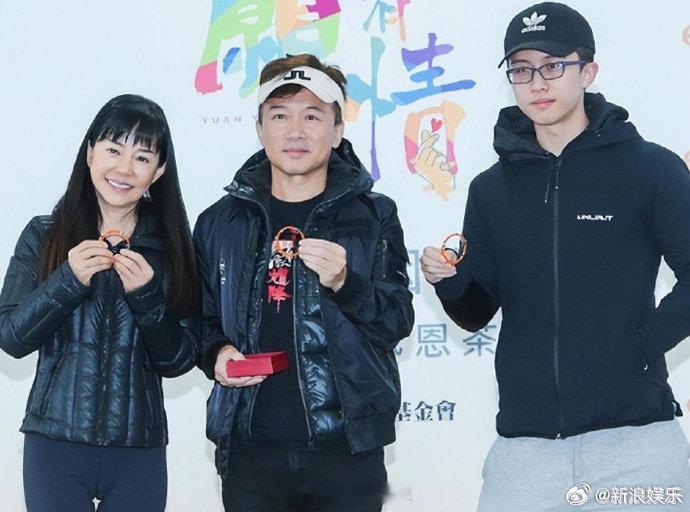 前女友曝孙安佐劈腿成性前女友曝孙安佐和伪娘约会 据台媒，自称孙安佐前女友的女性爆