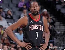 1月12号，火箭队3名青年才俊表现一览:

申京，16顺位出身的白人中锋，20投