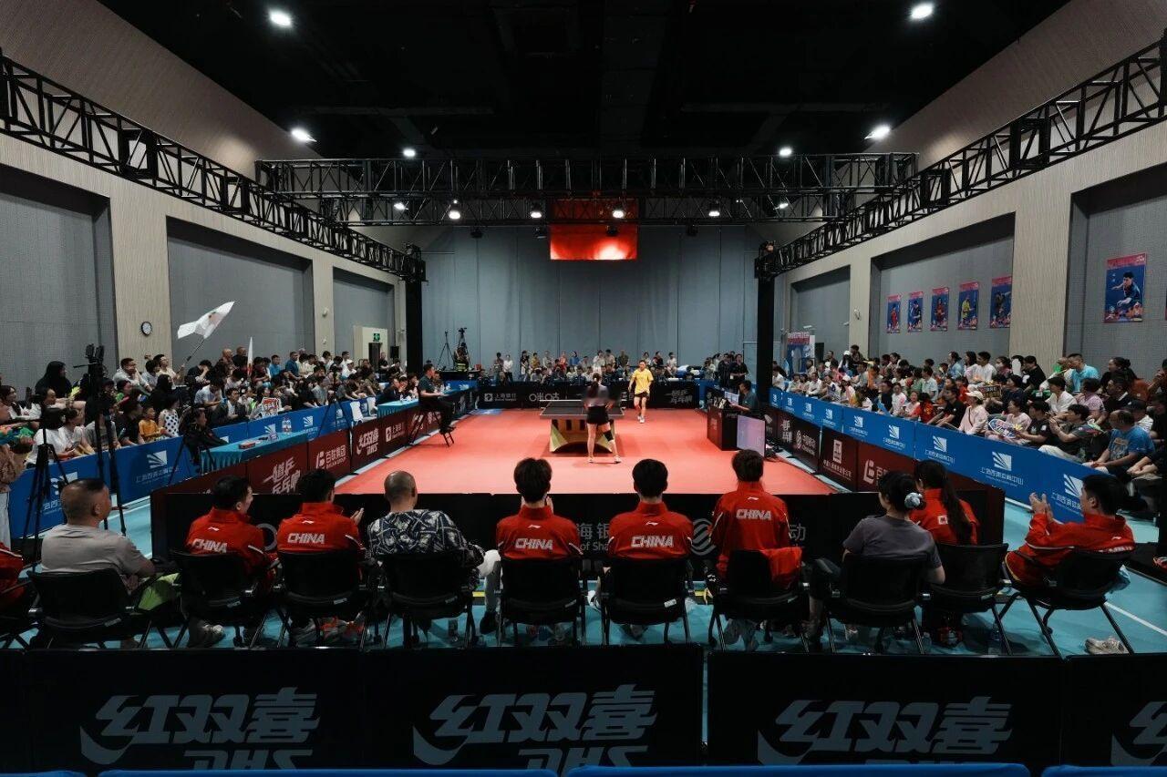 上海乒乓球嘉年华总决赛打响🏆2026上海乒乓球嘉年华 总决赛今日打响！虹口邮储