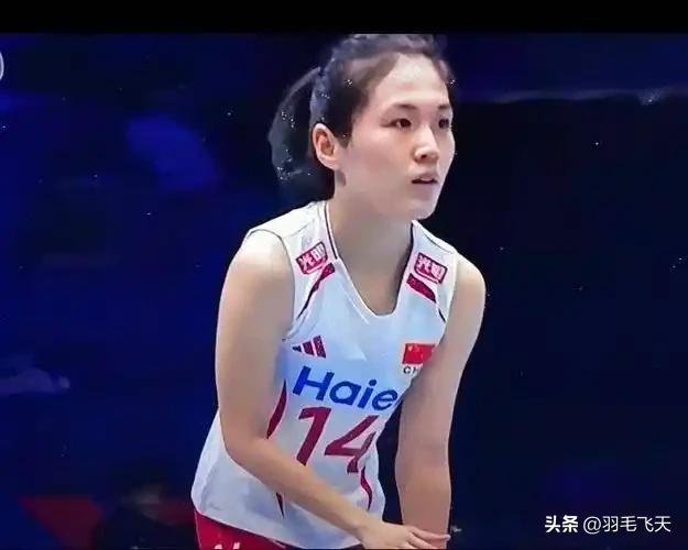 解盛钰张籽萱谁有培养价值
在世界女排联赛表现越来越差的张籽萱，开始沦为替补。1米