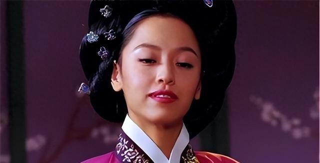 朝鲜第一荒淫妖女！宴会上与国王当众行事，堪称转世妲己

朝鲜王朝时期，社会等级森