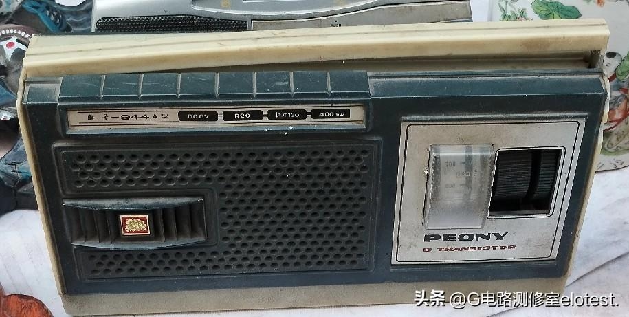 说的没错哦！点赞啦！给你。[赞]
在旧货市场的地摊上看到，它的A型机，采用的空气