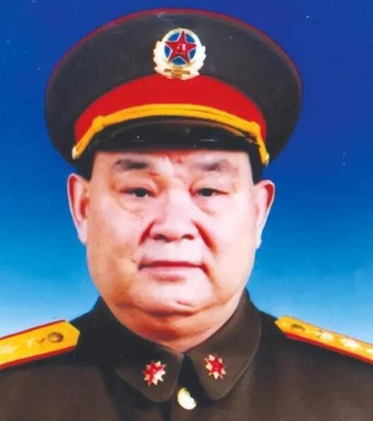 1992年3月，成都军区司令张太恒到北京开会，这时中央军委秘书长杨白冰告诉张太恒