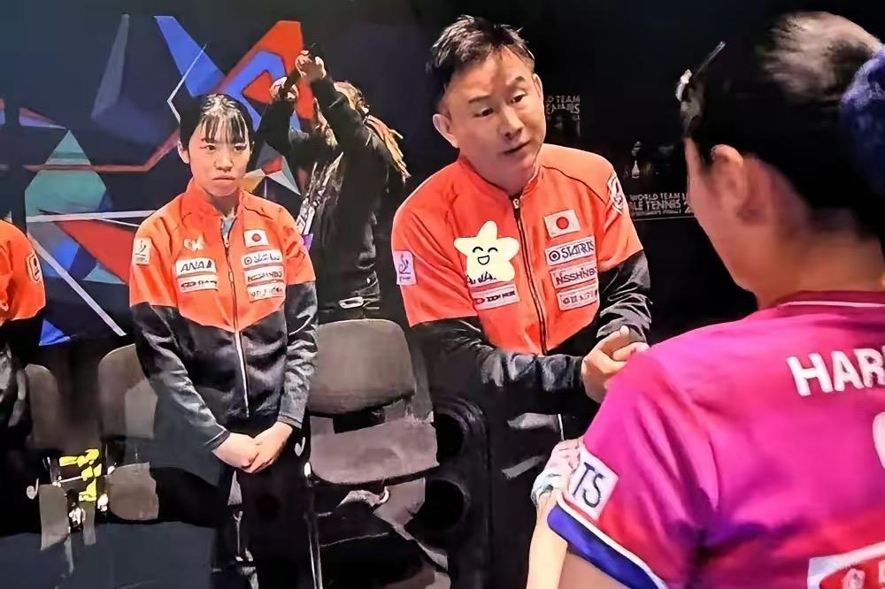 日乒女队主教练中泽锐对付国乒选手有两下子！

他曾执教过平野美宇，2017年吴锡
