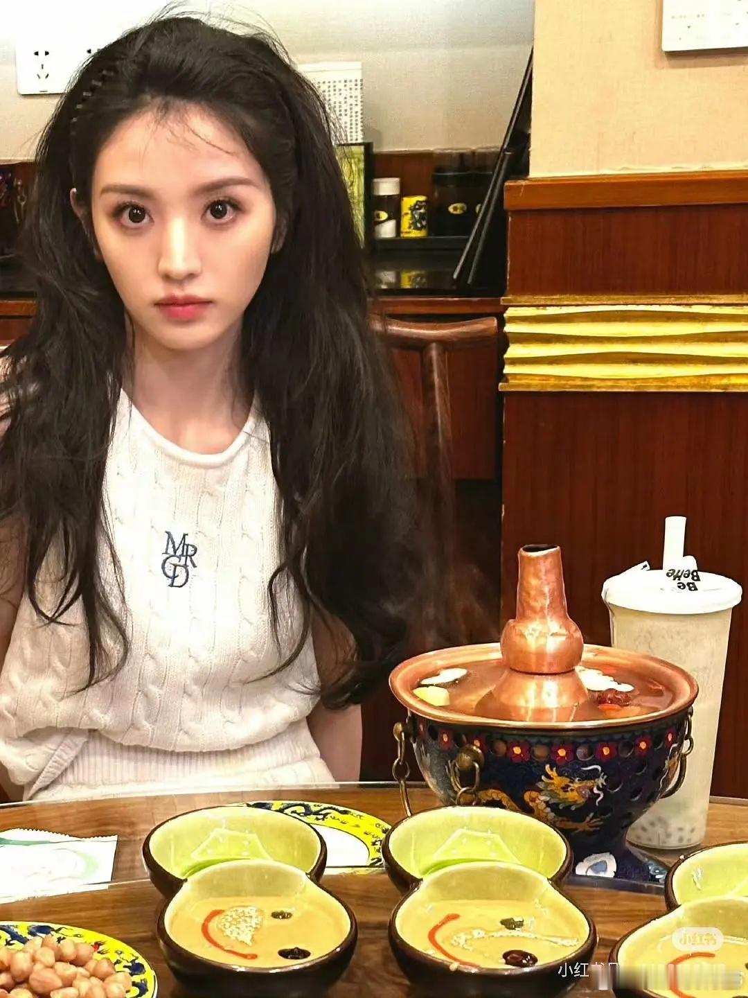 甜妹天花板田曦薇，配得上大美女头衔吗？ 