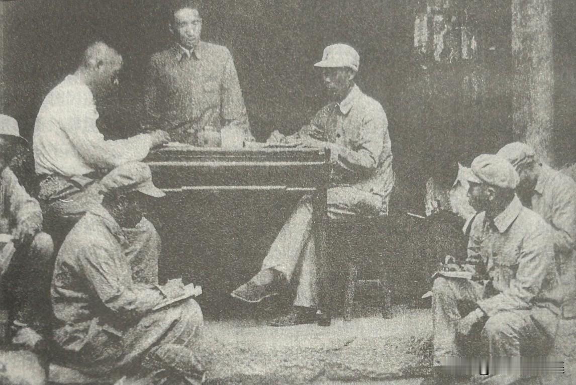 1949年3月，中央军委决定组成以徐向前为司令员兼政治委员和书记的太原前线司令部