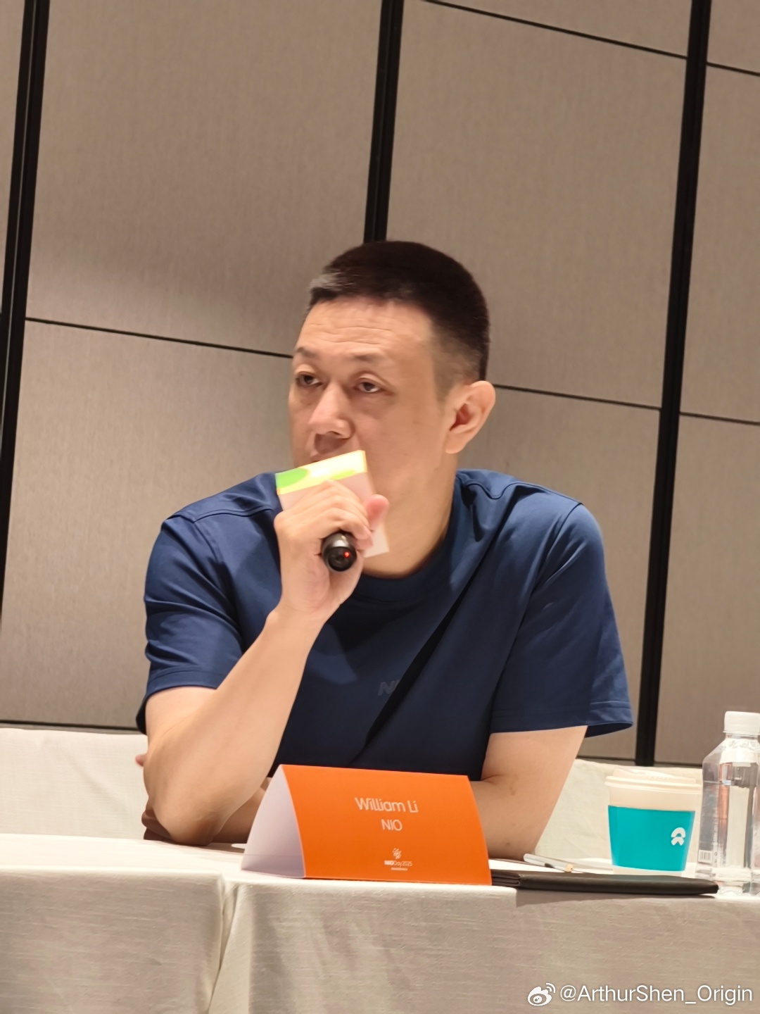 2026年的新车包括L80、ES9和ES7。新车型进入海外市场需要看当地市场的情