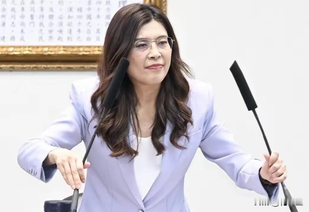 中国人有个通病？不管什么事，事出那个国家，那个地区，都爱分成两派，把自己心目中认