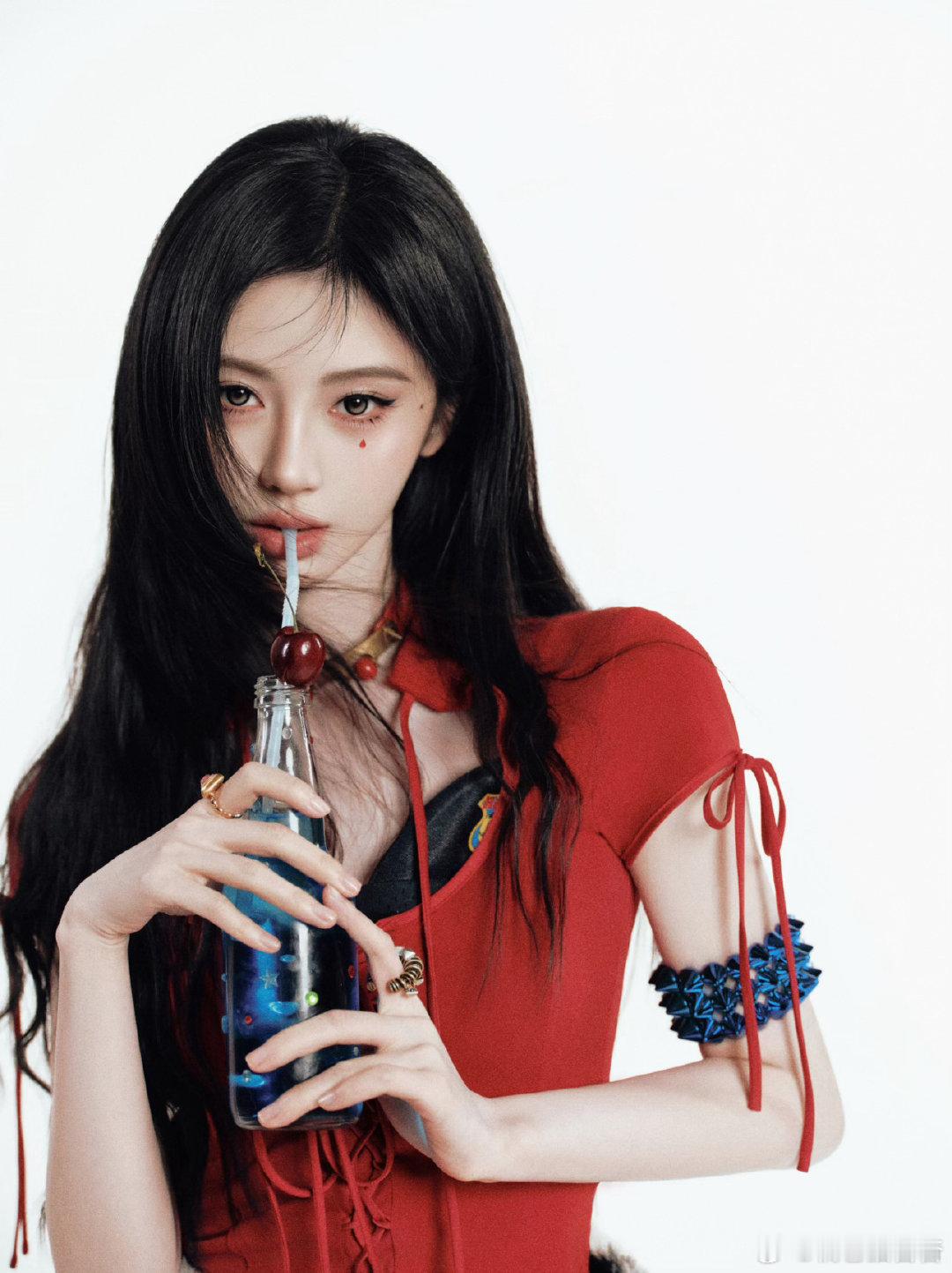 jjy鞠婧祎阿黛 jjy鞠婧祎 围着小乖转圈圈ʕ̯•͡ˑ͓•̯᷅ʔ