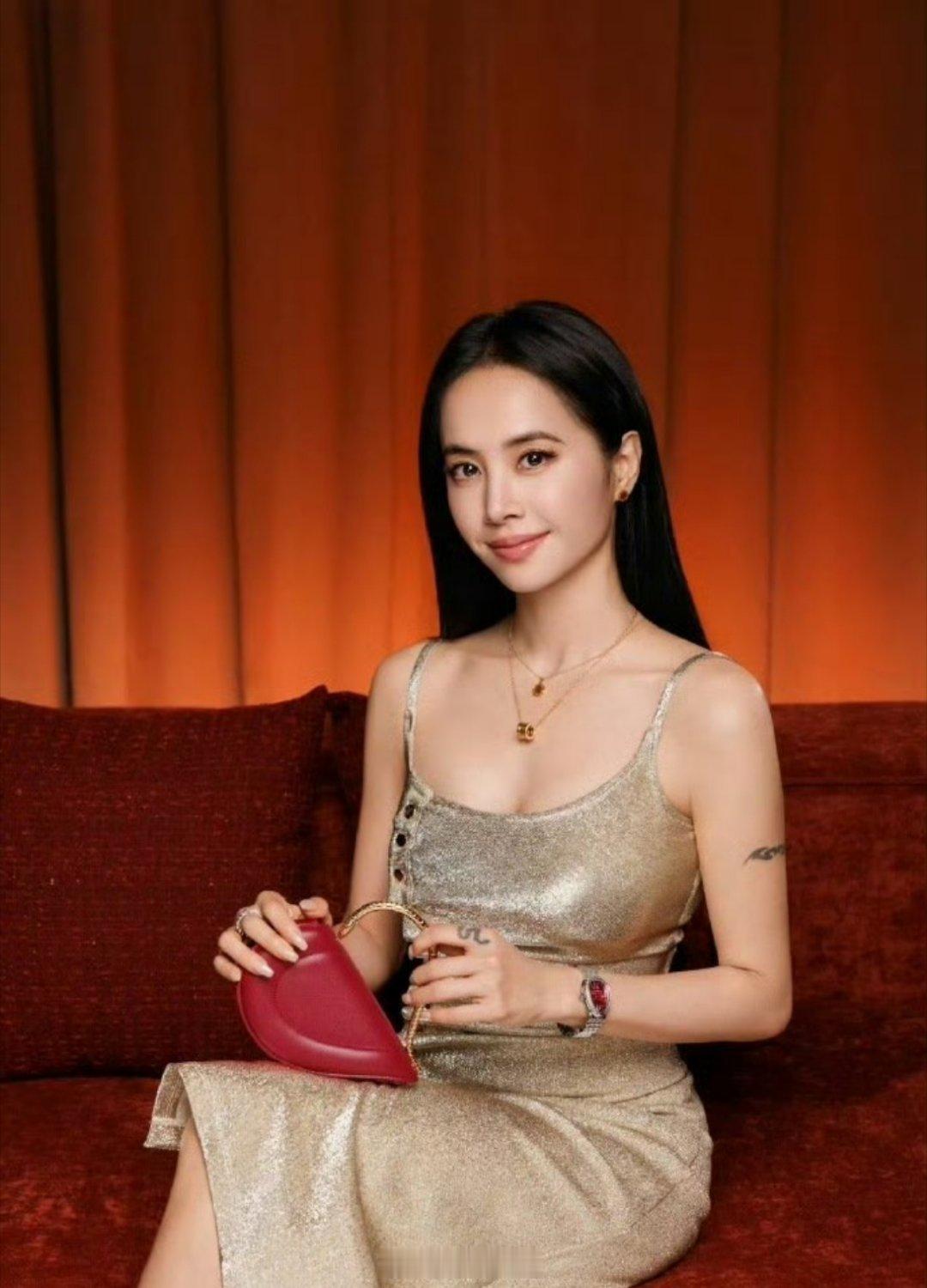 刘亦菲、吴磊、蔡依林、张凌赫的宝格丽大片来了，客观评价一下，谁的时尚感让人最能g