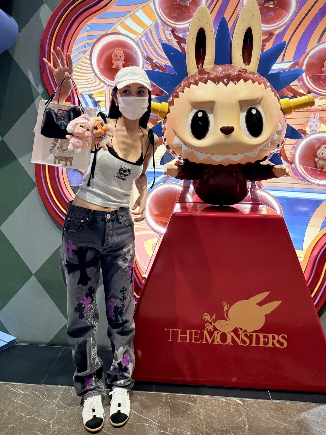 在曼谷泡泡玛特抽到喜欢盲盒哭娃crybaby