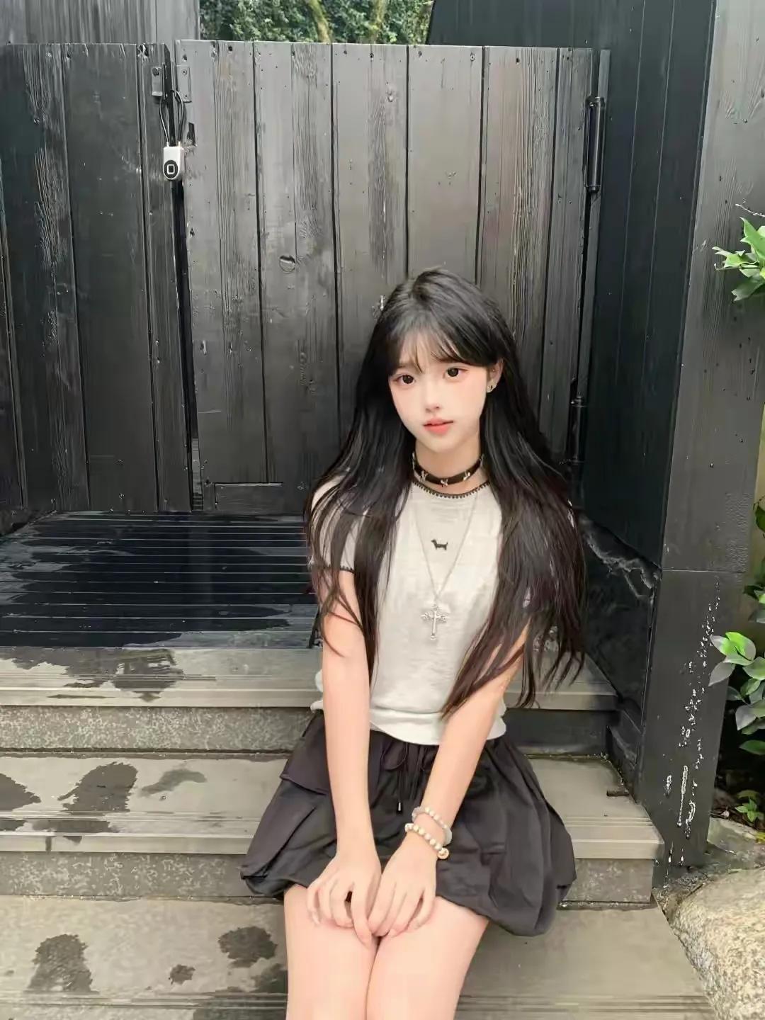 少女摄影|NO.0158期
可爱少女户外随拍