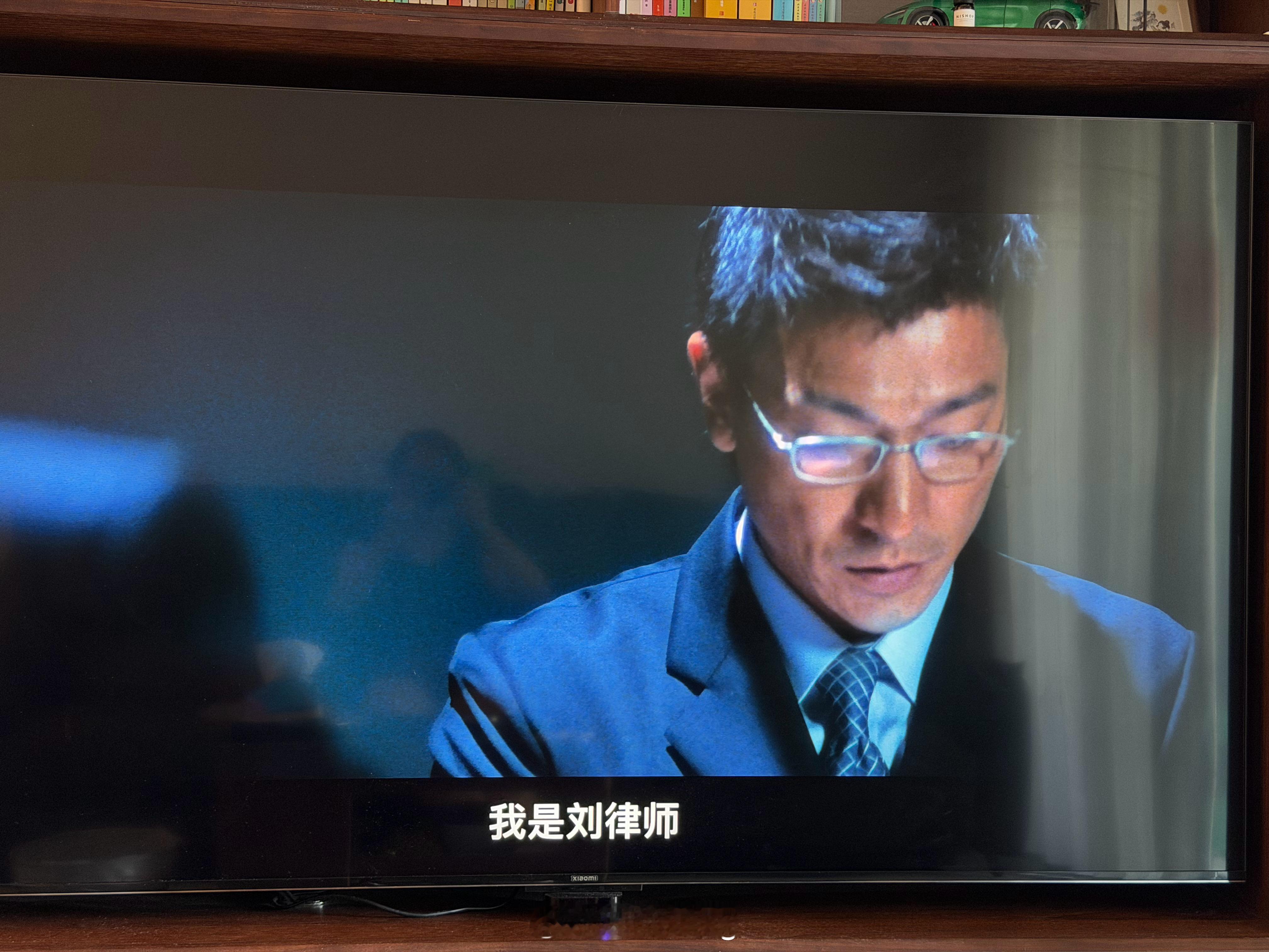 电视应该为老人做减法吗智能电视的适老化，真的该好好聊聊了。说实话，老人用电视的困