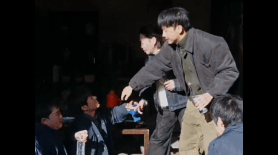 李茂和杨子竞争角色一直被拒绝 李茂在节目里与杨子竞争角色，面对对方的“狠角色”演