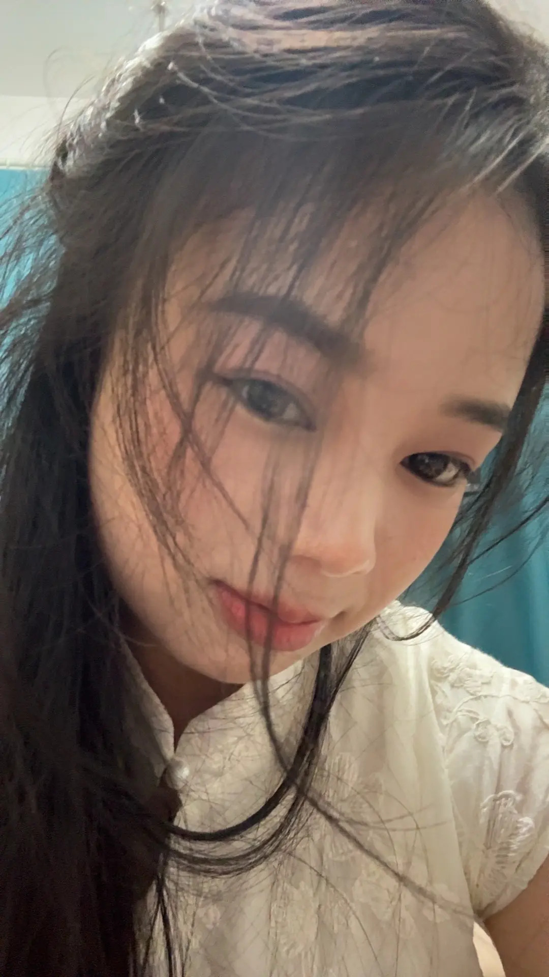 无形的枷锁  它只会让你很累，人固有一死，放过自己。